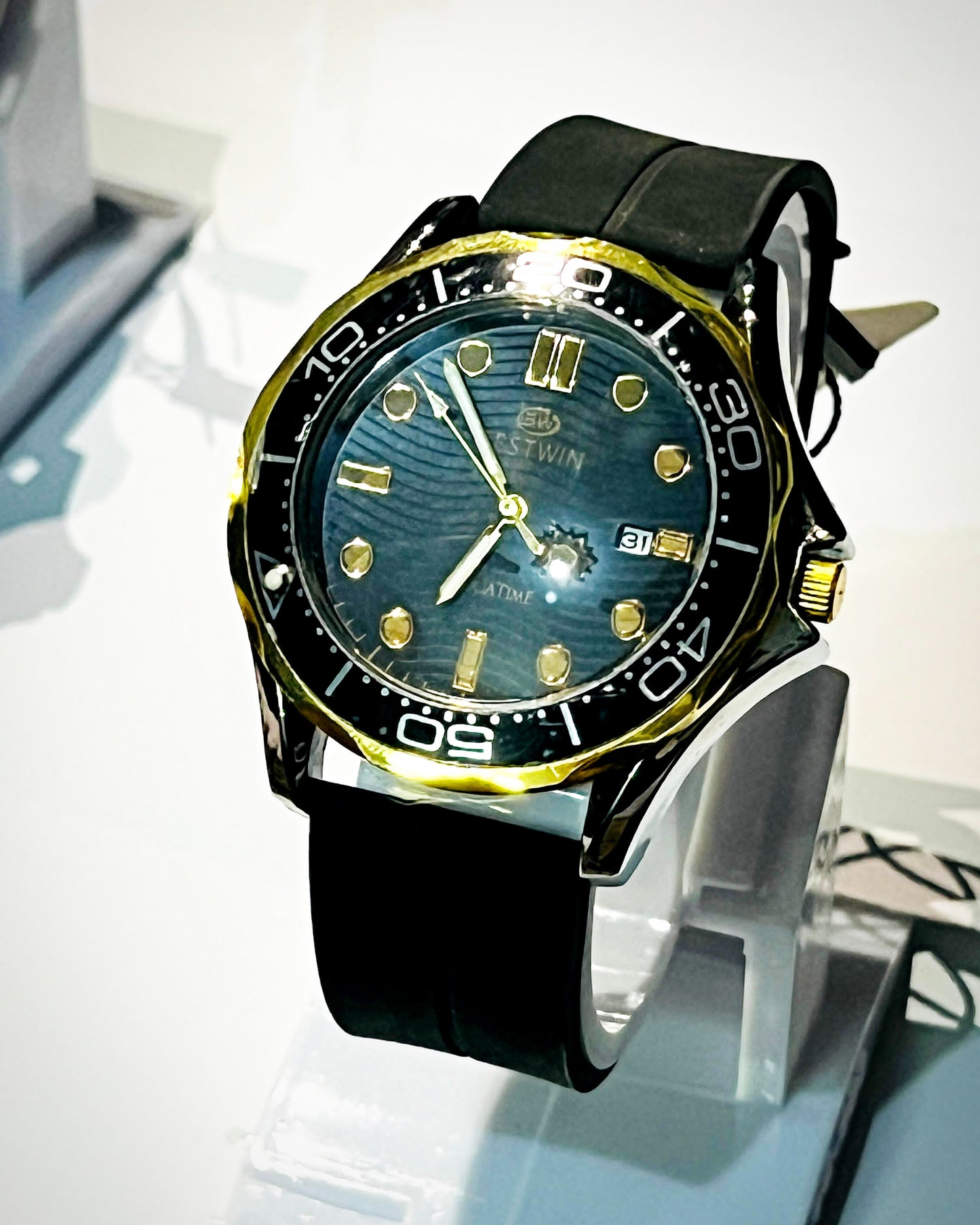 Waterproof stainless Binbond Man Watch | B2820